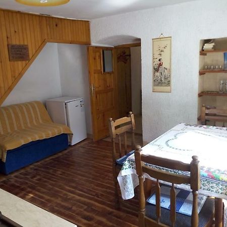 Apartman Dinko Lubenice Eksteriør billede